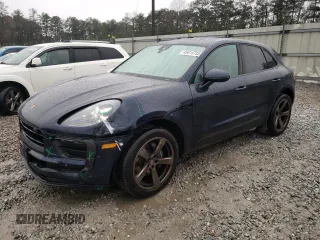 2022 Porsche Macan with VIN WP1AA2A58NLB09379, listed as a Copart auction lot 45015785 with 38,104 mi miles and Salvage Title. Bid and sale history available at carsss.com. Image 1.
