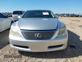 2007 Lexus LS 460 L с VIN JTHGL46F175020133, выставлен на аукционе IAAI как лот 41641173 с пробегом 179 107 миль миль и . История ставок и продаж доступна на DreamBid. Изображение 12.