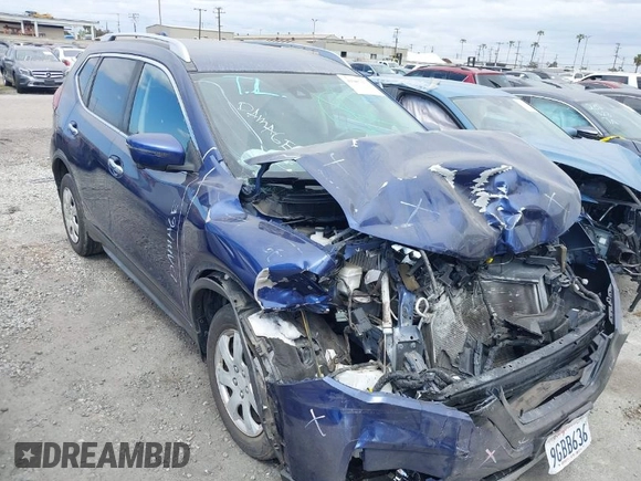 2019 Nissan Rogue SV with VIN JN8AT2MT7KW268205, listed as a IAAI auction lot 41987162 with 59,702 mi miles. Bid and sale history available at carsss.com. Image 1.