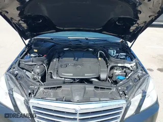 2013 Mercedes-Benz E-Class E 350 Luxury with VIN WDDHF8JBXDA716958, listed as a IAAI auction lot 42080974 with 134,248 mi miles. Bid and sale history available at carsss.com. Image 10.