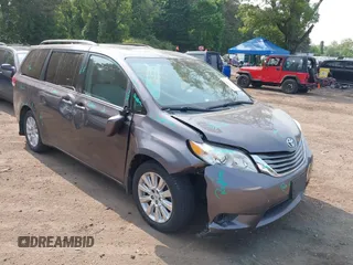 2012 Toyota Sienna XLE with VIN 5TDDK3DC6CS032969, listed as a IAAI auction lot 42423883 with 122,676 mi miles and . Bid and sale history available at DreamBid. Image 6.