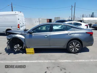 2020 Nissan Altima SV with VIN 1N4BL4DV6LC189839, listed as a IAAI auction lot 42617747 with 69,953 mi miles and . Bid and sale history available at DreamBid. Image 15.