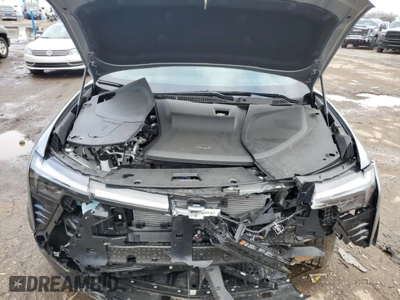 2024 Chevrolet Blazer EV eAWD RS z VIN 3GNKDCRJ1RS219282, wystawiony jako Copart lot #47586325 z przebiegiem 346 mil mil oraz Nie do naprawy. Historia ofert i sprzedaży dostępna na DreamBid. Obrazek 12.