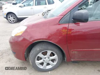 2006 Toyota Sienna LE with VIN 5TDBA23C16S059829, listed as a IAAI auction lot 42262500 with 250,765 mi miles and . Bid and sale history available at DreamBid. Image 6.