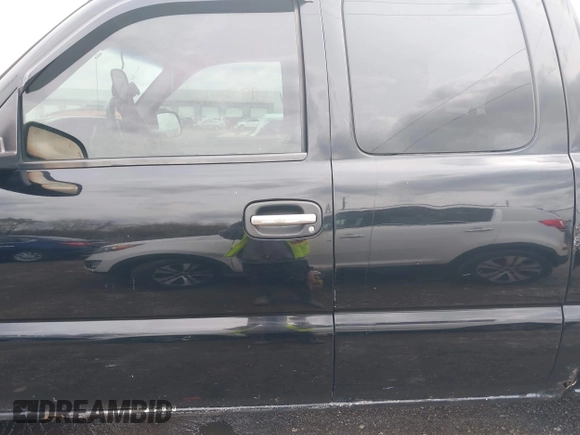 2005 Chevrolet Silverado 1500 Z71 with VIN 1GCEK19B85E146201, listed as a IAAI auction lot 41934412 with 175,240 mi miles. Bid and sale history available at carsss.com. Image 14.
