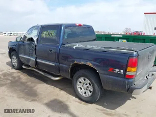 2006 GMC Sierra 1500 SLT with VIN 2GTEK13Z861316436, listed as a IAAI auction lot 41918194 with 242,045 mi miles. Bid and sale history available at carsss.com. Image 3.