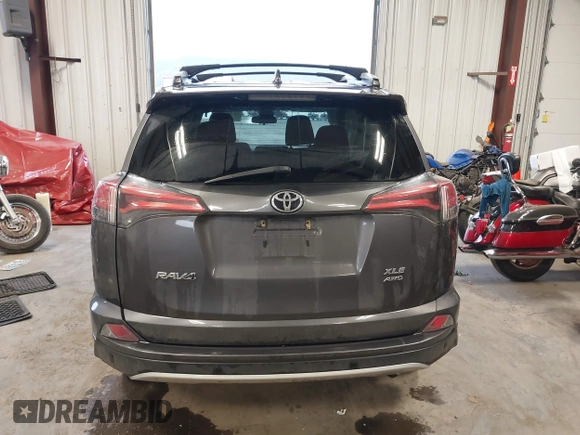 2016 Toyota RAV4 XLE с VIN 2T3RFREV5GW533000, выставлен на аукционе IAAI как лот 41200794 с пробегом 70 189 миль миль и . История ставок и продаж доступна на DreamBid. Изображение 17.