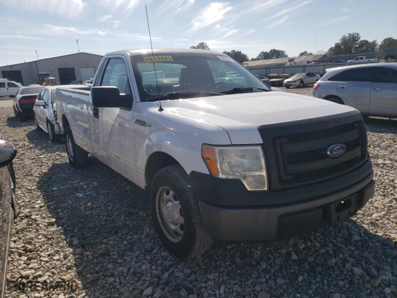 2014 Ford F-150 XL with VIN 1FTMF1CM6EKD01419, listed as a Copart auction lot 88309435 with 312,890 mi miles and Clean Title. Bid and sale history available at carsss.com. Image 4.