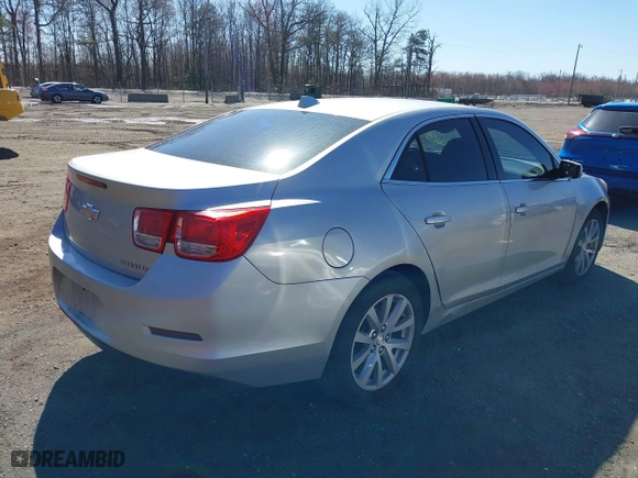 2013 Chevrolet Malibu LT with VIN 1G11E5SA9DF332443, listed as a IAAI auction lot 41853909 with 269,618 mi miles. Bid and sale history available at carsss.com. Image 4.