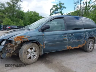 2006 Dodge Grand Caravan SXT z VIN 2D4GP44L26R792885, wystawiony jako IAAI lot #42362970 z przebiegiem 243 001 mil mil oraz . Historia ofert i sprzedaży dostępna na DreamBid. Obrazek 6.