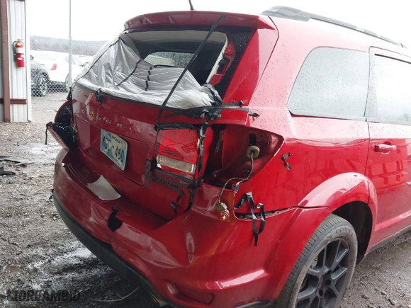 2017 Dodge Journey SXT with VIN 3C4PDCBG8HT566114, listed as a IAAI auction lot 41176461 with 111,644 mi miles. Bid and sale history available at carsss.com. Image 6.