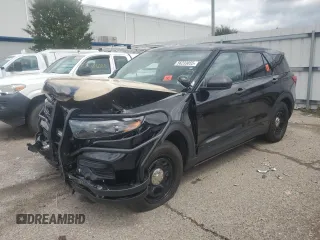 2024 Ford Police Interceptor Utility z VIN 1FM5K8AB0RGA21994, wystawiony jako Copart lot #56233055 z przebiegiem 10 017 mil mil oraz Szkody całkowita. Historia ofert i sprzedaży dostępna na DreamBid. Obrazek 1.