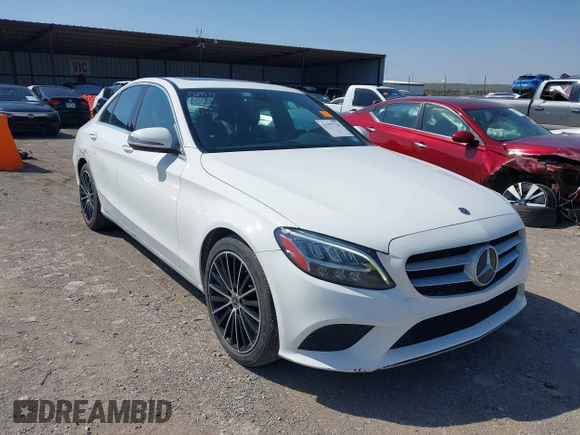 2019 Mercedes-Benz C 300 z VIN 55SWF8DB4KU285419, wystawiony jako IAAI lot #41977720 z przebiegiem 75 156 mil mil oraz . Historia ofert i sprzedaży dostępna na DreamBid. Obrazek 1.