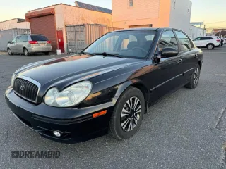 2004 Hyundai Sonata with VIN KMHWF25H94A000139, listed as a Copart auction lot 42974655 with 129,267 mi miles and Clean Title. Bid and sale history available at carsss.com. Image 2.