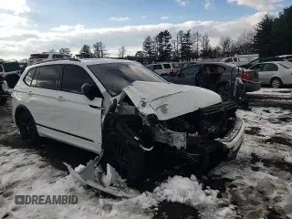 2022 Volkswagen Tiguan SE R-Line Black z VIN 3VV8B7AX7NM025503, wystawiony jako Copart lot #88297105 z przebiegiem 37 580 mil mil oraz Szkoda całkowita • Salvage title. Historia ofert i sprzedaży dostępna na DreamBid. Obrazek 12.
