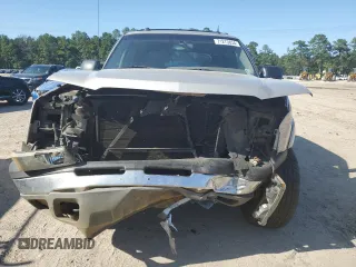 2005 Chevrolet Avalanche LS with VIN 3GNEC12ZX5G180404, listed as a Copart auction lot 71273834 with 0 mi miles and Salvage Title. Bid and sale history available at carsss.com. Image 5.