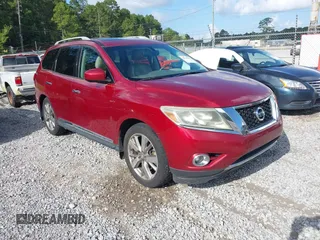 2015 Nissan Pathfinder SV z VIN 5N1AR2MN2FC656246, wystawiony jako IAAI lot #42518520 z przebiegiem 165 532 mil mil oraz . Historia ofert i sprzedaży dostępna na DreamBid. Obrazek 1.