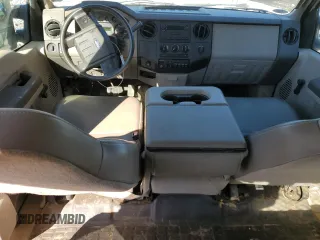 2008 Ford F-550 XL with VIN 1FDAW56R28EB36145, listed as a Copart auction lot 82134094 with Not Provided miles and Clean Title. Bid and sale history available at carsss.com. Image 8.