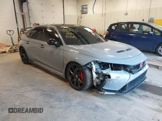 2023 Honda Civic Type R z VIN JHMFL5G45PX001460, wystawiony jako IAAI lot #41585431 z przebiegiem 21 451 mil mil oraz . Historia ofert i sprzedaży dostępna na DreamBid. Obrazek 1.