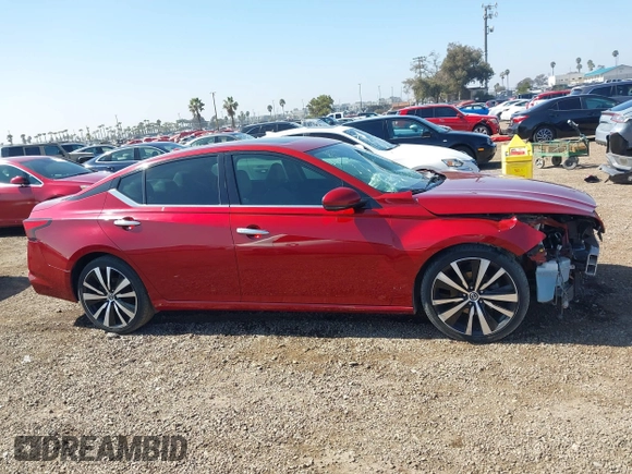 2019 Nissan Altima 2.5 Platinum with VIN 1N4BL4FV7KC117575, listed as a IAAI auction lot 41573528 with 71,665 mi miles. Bid and sale history available at carsss.com. Image 13.