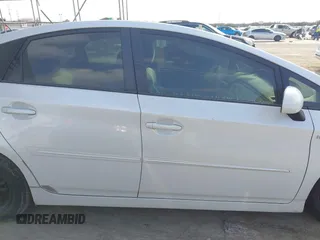2013 Toyota Prius One with VIN JTDKN3DU0D5678426, listed as a IAAI auction lot 41517640 with 121,740 mi miles. Bid and sale history available at carsss.com. Image 13.