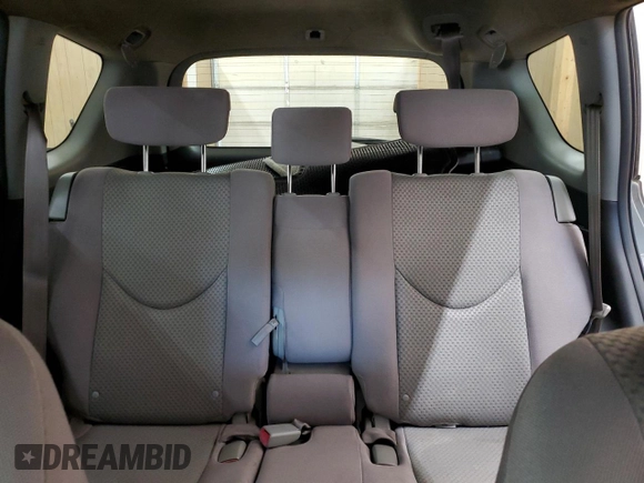 2007 Toyota RAV4 with VIN JTMBK33V376015451, listed as a Copart auction lot 68133054 with 177,246 mi miles and Clean Title. Bid and sale history available at carsss.com. Image 10.