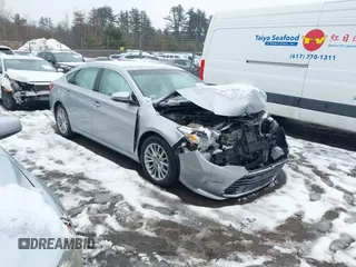 2016 Toyota Avalon Hybrid XLE Premium with VIN 4T1BD1EB0GU049999, listed as a IAAI auction lot 41624589 with 61,785 mi miles. Bid and sale history available at carsss.com. Image 1.