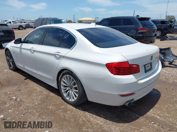 2014 BMW 5 Series 528i z VIN WBA5A5C5XED501949, wystawiony jako IAAI lot #42487130 z przebiegiem 142 445 mil mil oraz . Historia ofert i sprzedaży dostępna na DreamBid. Obrazek 3.