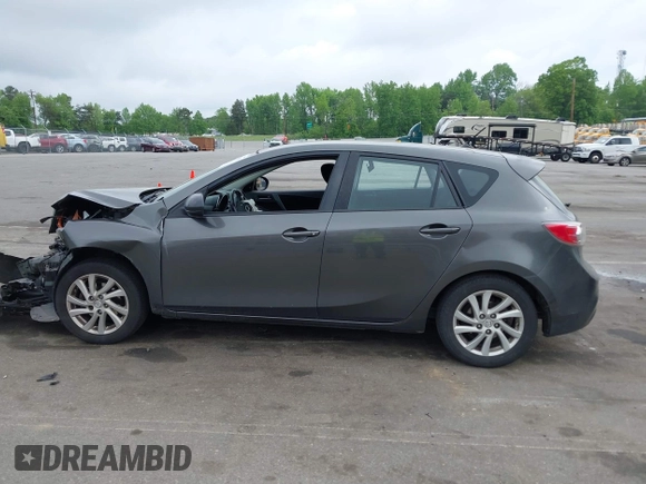 2012 Mazda 3 i Touring с VIN JM1BL1L81C1642250, выставлен на аукционе IAAI как лот 42130059 с пробегом 153 949 миль миль и . История ставок и продаж доступна на DreamBid. Изображение 14.