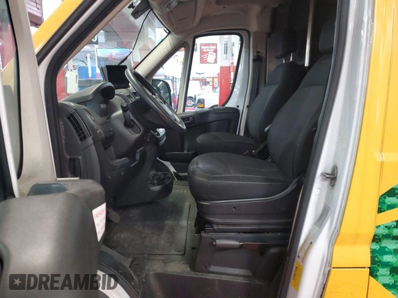 2016 Ram ProMaster Cargo with VIN 3C6URVJG6GE129014, listed as a IAAI auction lot 42186143 with 23,337 mi miles and . Bid and sale history available at DreamBid. Image 1.