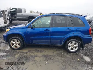 2005 Toyota RAV4 with VIN JTEHD20V656038833, listed as a IAAI auction lot 41861809 with 291,247 mi miles. Bid and sale history available at carsss.com. Image 14.