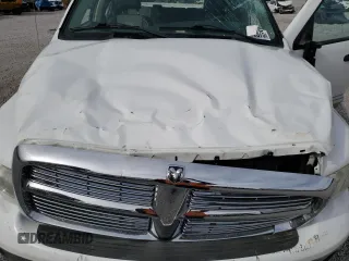 2005 Dodge 2500 SLT z VIN 3D7KS28C75G805466, wystawiony jako Copart lot #42872375 z przebiegiem 102 203 mil mil oraz Szkoda całkowita • Salvage title. Historia ofert i sprzedaży dostępna na DreamBid. Obrazek 14.