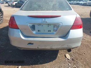 2006 Honda Accord LX SE с VIN 1HGCM56356A182430, выставлен на аукционе IAAI как лот 42644637 с пробегом 225 220 миль миль и . История ставок и продаж доступна на DreamBid. Изображение 13.