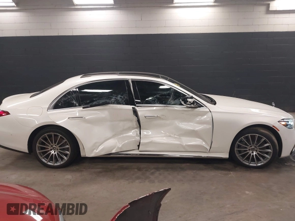 2023 Mercedes-Benz S-Class S 580 with VIN W1K6G7GB5PA218791, listed as a IAAI auction lot 41207504 with 31,107 mi miles. Bid and sale history available at carsss.com. Image 13.