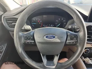 2021 Ford Escape SE с VIN 1FMCU9G67MUA42613, выставлен на аукционе IAAI как лот 42802200 с пробегом 83 890 миль миль и . История ставок и продаж доступна на DreamBid. Изображение 15.