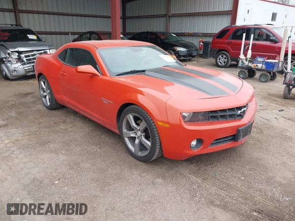 2012 Chevrolet Camaro 1LT z VIN 2G1FB1E36C9205287, wystawiony jako IAAI lot #42076941 z przebiegiem 86 155 mil mil oraz . Historia ofert i sprzedaży dostępna na DreamBid. Obrazek 1.