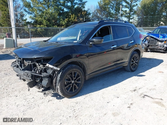 2017 Nissan Rogue SL with VIN 5N1AT2MT3HC878426, listed as a IAAI auction lot 41347573 with 186,126 mi miles. Bid and sale history available at carsss.com. Image 18.