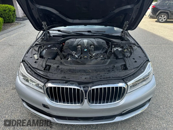 2017 BMW 7 Series ALPINA B7 xDrive with VIN WBA7F2C5XHG422275, listed as a Copart auction lot 58860745 with 78,093 mi miles and Salvage title. Bid and sale history available at DreamBid. Image 7.