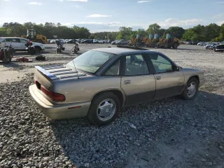 1996 Buick Regal с VIN 2G4WF52KXT1403234, выставлен на аукционе Copart как лот 52086495 с пробегом 203 388 миль миль и Списание • Salvage title. История ставок и продаж доступна на DreamBid. Изображение 3.
