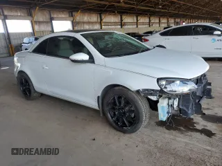 2015 Volkswagen Eos Komfort с VIN WVWBW8AH9FV001976, выставлен на аукционе Copart как лот 59529925 с пробегом 54 520 миль миль и Списание • Salvage title. История ставок и продаж доступна на DreamBid. Изображение 4.