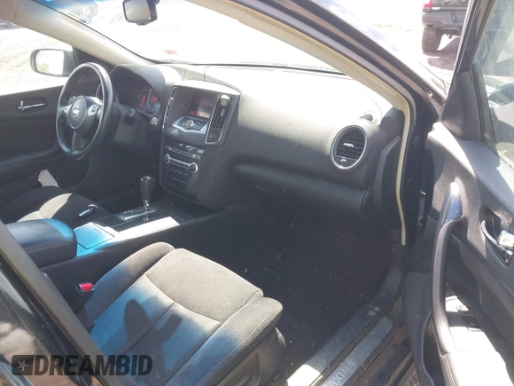 2014 Nissan Maxima SV with VIN 1N4AA5AP3EC487667, listed as a IAAI auction lot 42356793 with 164,601 mi miles and . Bid and sale history available at DreamBid. Image 5.