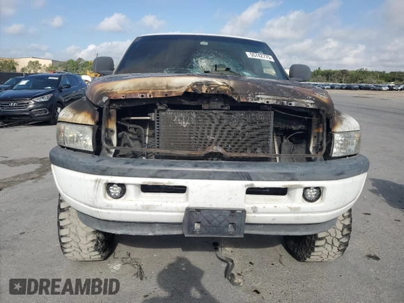 1998 Dodge 1500 with VIN 1B7HC13Y2WJ249842, listed as a Copart auction lot 55742775 with Not Provided miles and Non Repairable. Bid and sale history available at DreamBid. Image 5.