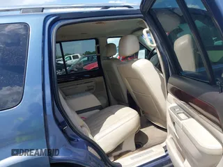 2003 Lincoln Aviator Luxury z VIN 5LMEU68H13ZJ46598, wystawiony jako IAAI lot #41985439 z przebiegiem 160 570 mil mil oraz . Historia ofert i sprzedaży dostępna na DreamBid. Obrazek 8.