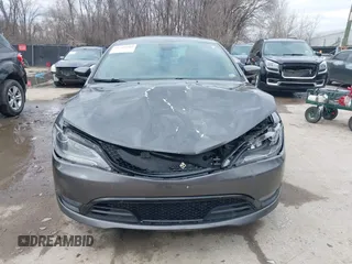 2015 Chrysler 200 S with VIN 1C3CCCBB2FN542480, listed as a IAAI auction lot 41749285 with 164,316 mi miles. Bid and sale history available at carsss.com. Image 12.