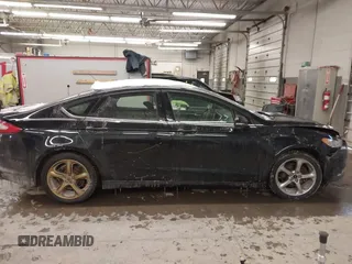 2014 Ford Fusion SE with VIN 3FA6P0H73ER371822, listed as a IAAI auction lot 41392186 with 92,824 mi miles. Bid and sale history available at carsss.com. Image 13.