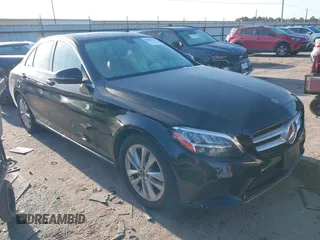 2019 Mercedes-Benz C 300 z VIN 55SWF8DB0KU304595, wystawiony jako IAAI lot #42004166 z przebiegiem 55 580 mil mil oraz . Historia ofert i sprzedaży dostępna na DreamBid. Obrazek 1.