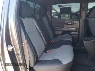 2022 Toyota Tacoma SR with VIN 3TMCZ5AN5NM482575, listed as a Copart auction lot 61498025 with 49,046 mi miles and Salvage title. Bid and sale history available at DreamBid. Image 10.