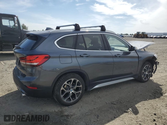 2021 BMW X1 xDrive28i with VIN WBXJG9C09M5U35384, listed as a Copart auction lot 53381575 with 46,736 mi miles and Salvage Title. Bid and sale history available at carsss.com. Image 3.