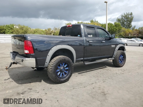 2015 Ram 1500 SLT z VIN 1C6RR6GG6FS623131, wystawiony jako Copart lot #46081685 z przebiegiem 161 376 mil mil oraz Szkoda całkowita • Salvage title. Historia ofert i sprzedaży dostępna na DreamBid. Obrazek 3.
