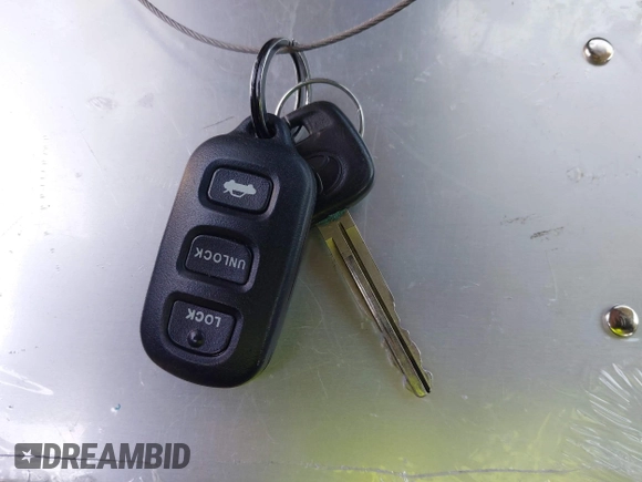 2004 Toyota Camry LE z VIN 4T1BE32K64U799027, wystawiony jako IAAI lot #42322301 z przebiegiem 89 437 mil mil oraz . Historia ofert i sprzedaży dostępna na DreamBid. Obrazek 11.